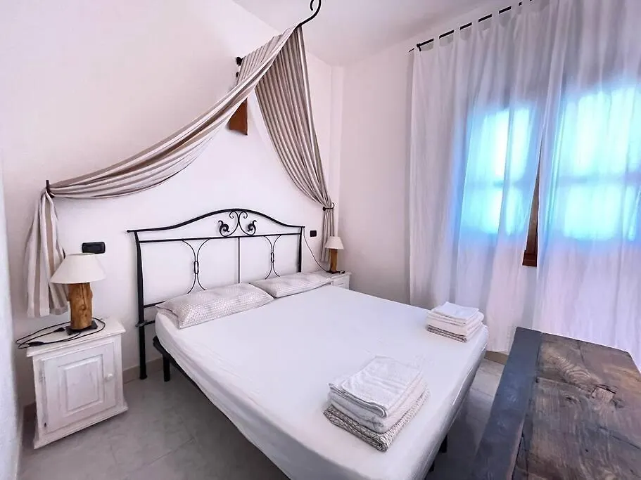 Villa Pedduzza אורוסיי