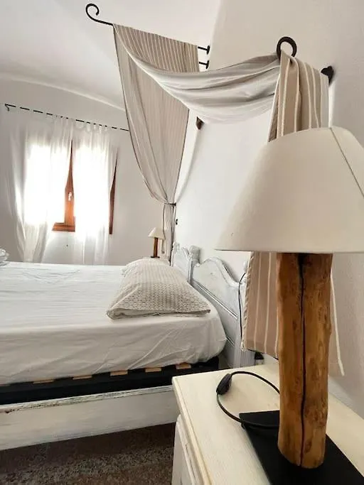 Villa Pedduzza אורוסיי 0*,  איטליה